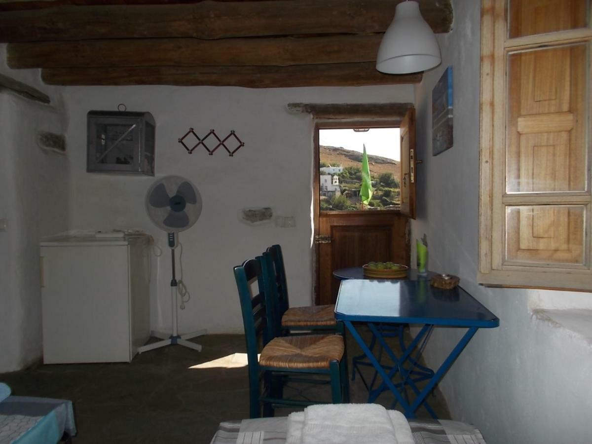 Cyclades Olive Museum'S Guest House Pitrofos Exterior foto